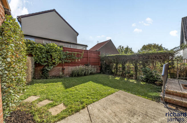 5bf0801348f4464189b50483f3eee9f1