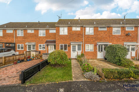 Betjeman Avenue, Royal Wootton Bassett, SN4