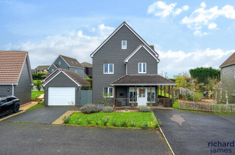 Wiltshire Crescent, Wiltshire Leisure Village, Royal Wootton Bassett, SN4