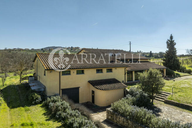 Smallholding for sale in Tuscany Arezzo Arezzo Italy