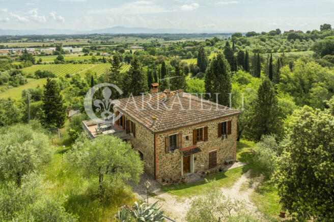 Casale in campagna a