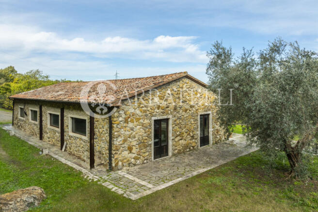 Casale d arte vicino