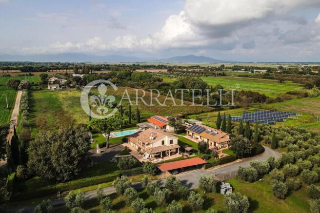 Bellissimo casale a 