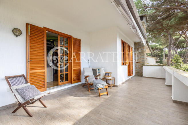 Bifamiliare con giar