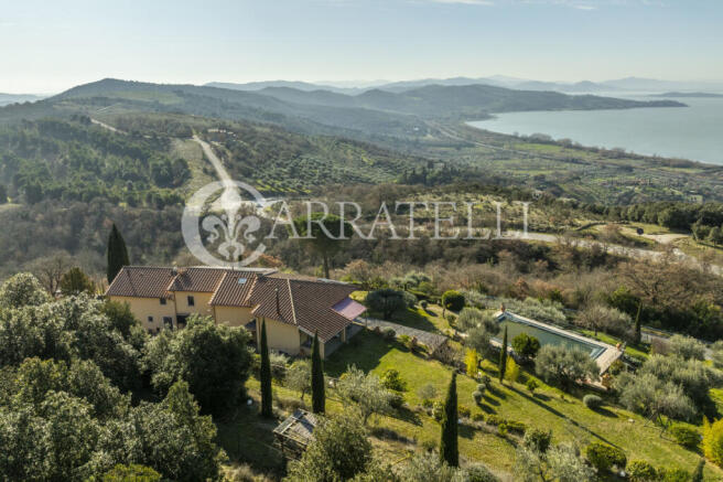 Villa sul Trasimeno 