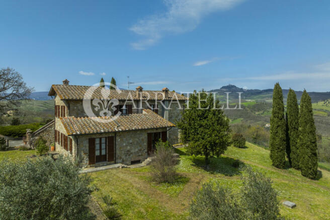 Casale in pietra a S