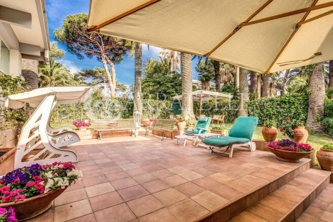 Villa a Santa Marine