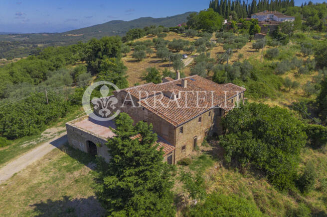 Casale da ristruttur