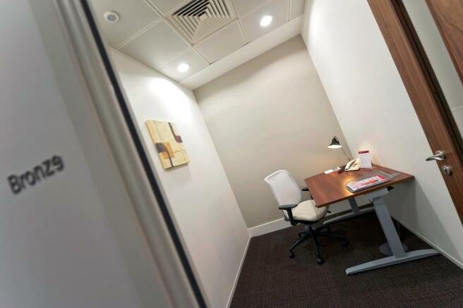 Serviced Office To Rent In 1 Berkeley Street London W1j 8dj W1j