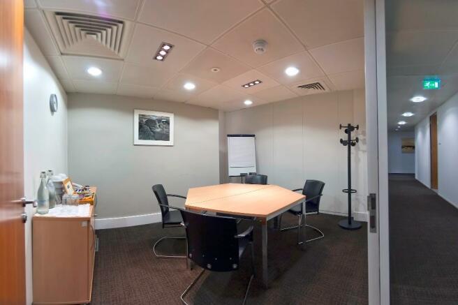 Serviced Office To Rent In 1 Berkeley Street London W1j 8dj W1j