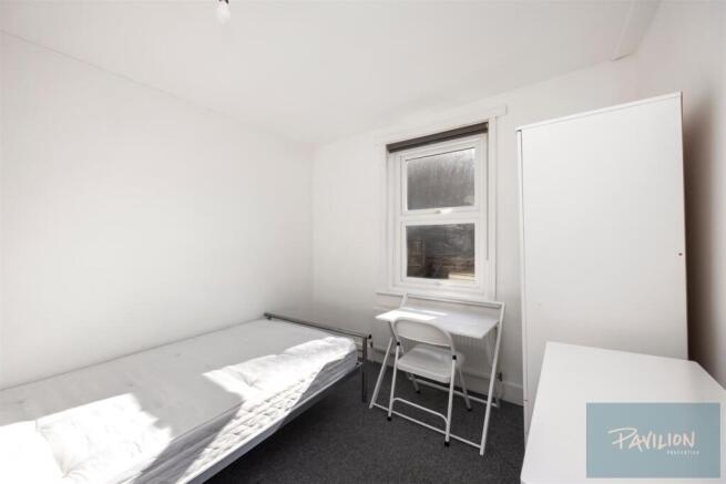 Ewhurst Road 9-010.JPG