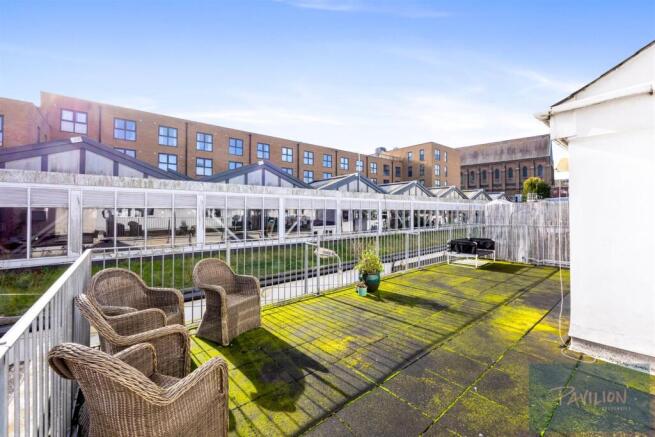 Baker Street, 22, Flat 2-009.JPG