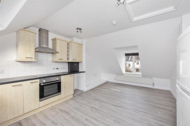 Evelyn Terrace 4, Flat 5-001.jpg