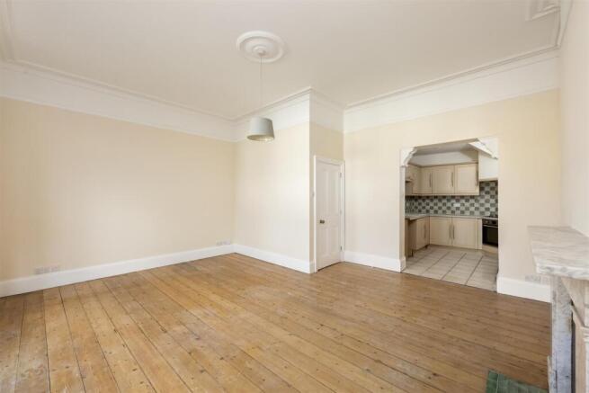 Vernon Terrace 36, Flat 6-010.JPG