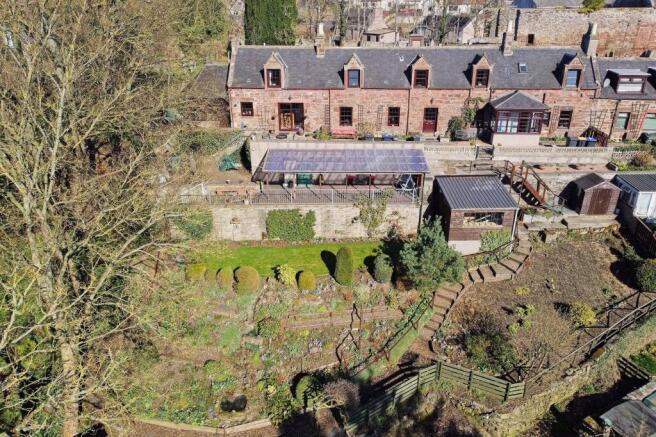 The Property & Gardens