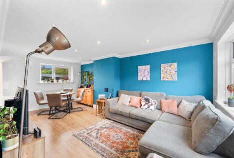 Falside Crescent, Bathgate, EH48