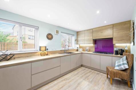 Waverley Crescent, Livingston, EH54