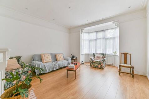 Sanderstead Road, Sanderstead, South Croydon, CR2