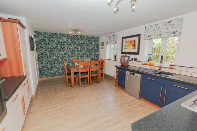 Kitchen Dining room