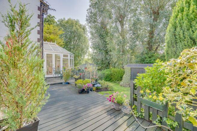 Rear Garden (1)