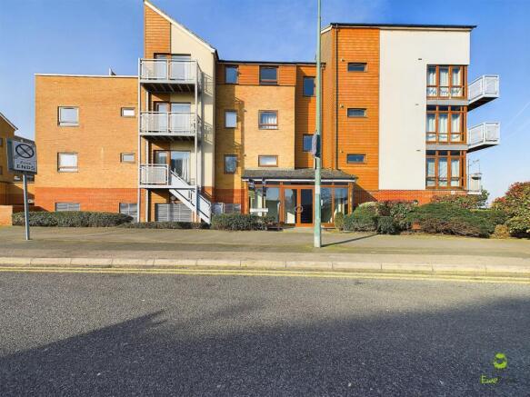 Presented by Nicoleta at EweMove Bexleyheath and D
