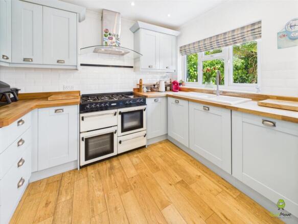 Presented By Clinton Crawford @ Ewemove Bexley And