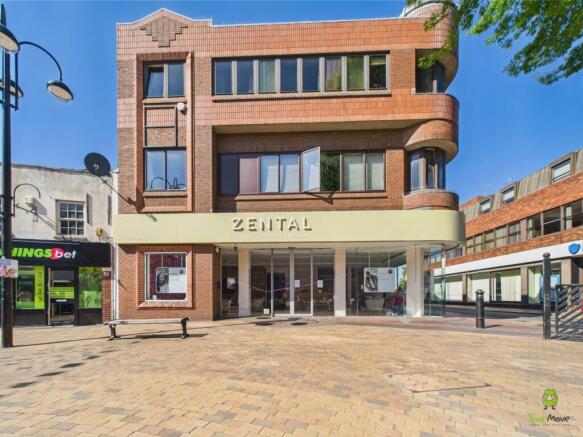 Nicoleta Aliman Ewemove Bexleyheath Market Place 
