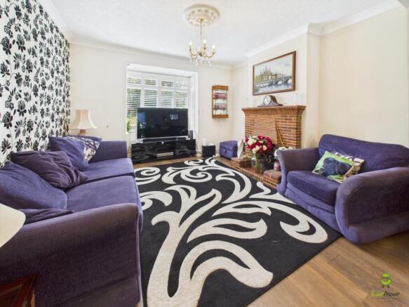 Presented by Clinton at EweMove Bexleyheath and Da