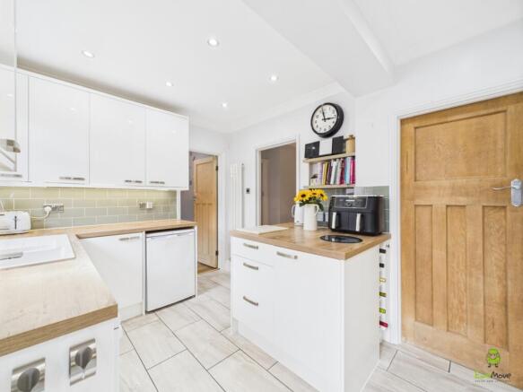 Presented by Clinton Crawford - Ewemove Bexley and