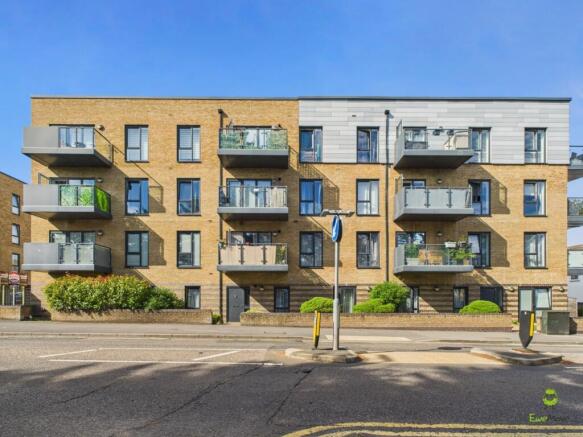 Presented by Nicoleta at EweMove Bexleyheath and D