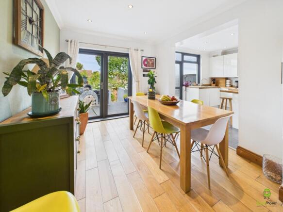 Presented by Clinton at EweMove Bexleyheath and Da