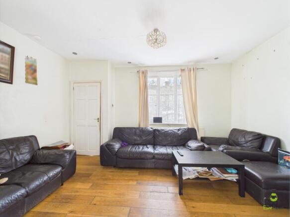 Presented by Kevin at EweMove Bexleyheath and Dart