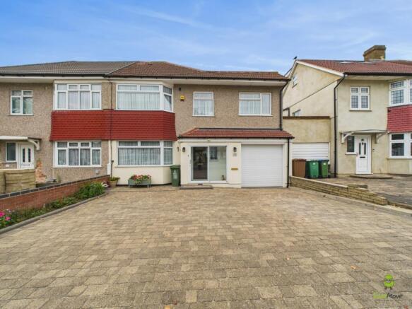 Presented by Nicoleta at EweMove Bexleyheath and D