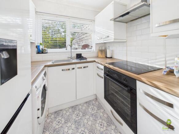 Presented by Clinton Crawford at EweMove Bexleyhea