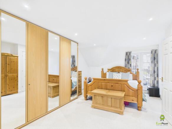 Master Bedroom James Hillier Ewemove Bexley and Da