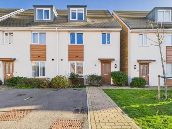 Presented by Nicoleta at EweMove Bexleyheath and D