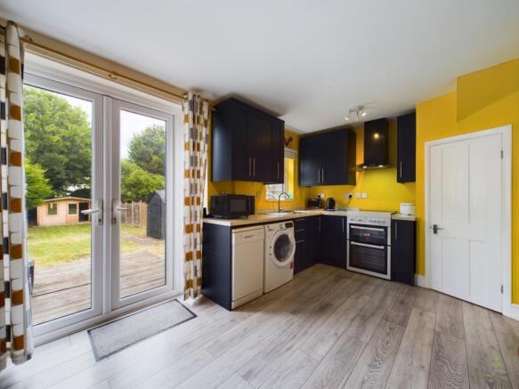 Presented by Clinton at EweMove Bexleyheath and Da