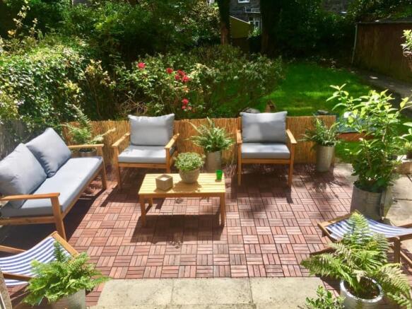 garden area 