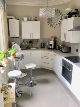 kitchen has heated floors