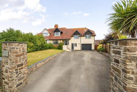 Old Torrington Road, Barnstaple, Devon, EX31