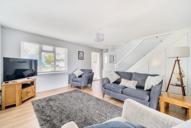 1346078-13-68b189a77c418