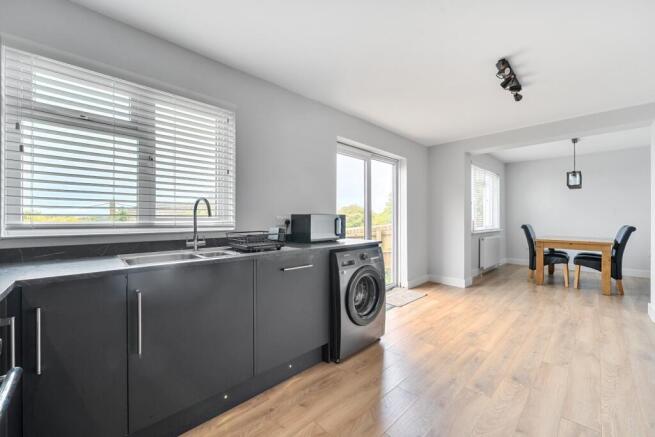 1346078-22-68b191cc05019