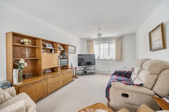 1347808-17-68c16f13c68d9-ARW