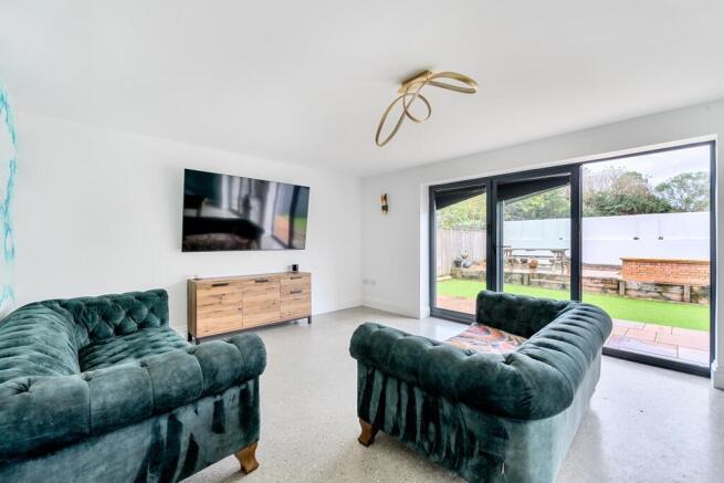 1372011-13-6909e88425c71