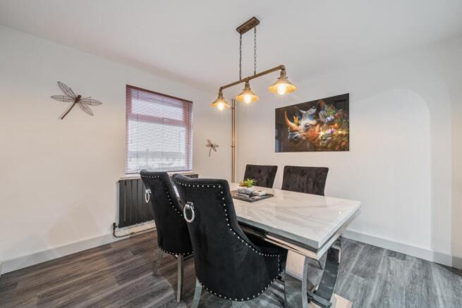 1375352-15-690a6a49d23ae