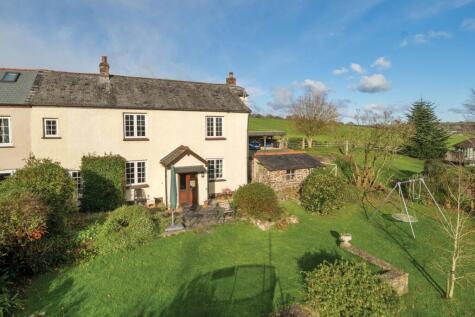 Deerpark Cottages, Tawstock, Barnstaple, Devon, EX31