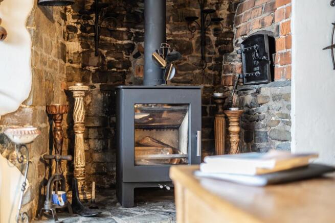 1383118-17-69316e77c0a31