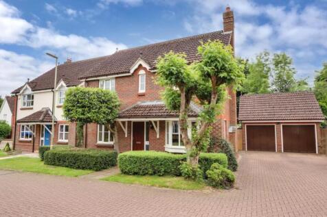 Meitner Close, Bramley, Tadley, Hampshire, RG26