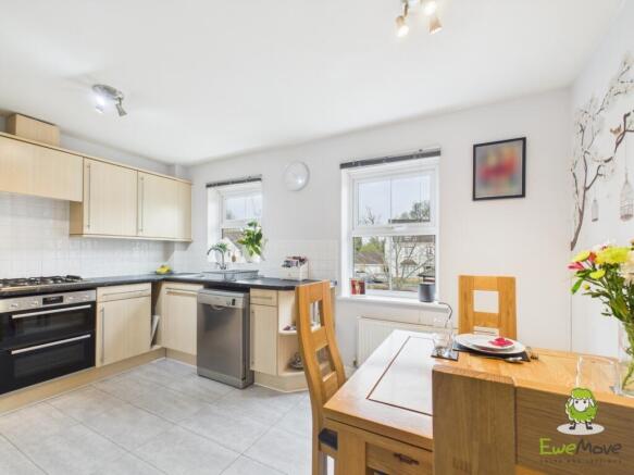Kitchen Middle Floor