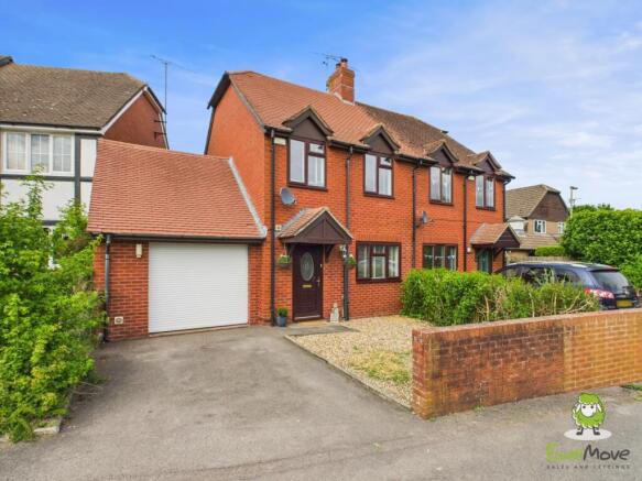 EweMove Estate Agents Basingstoke - Chaldon Green 